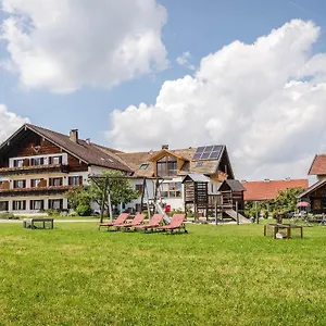 Bauernhof Panoramahof Stief, Taching am See